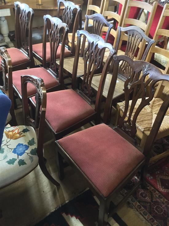 Set 5 Chippendale period mahogany dining chairs and 2 George III oak dining chairs (7)